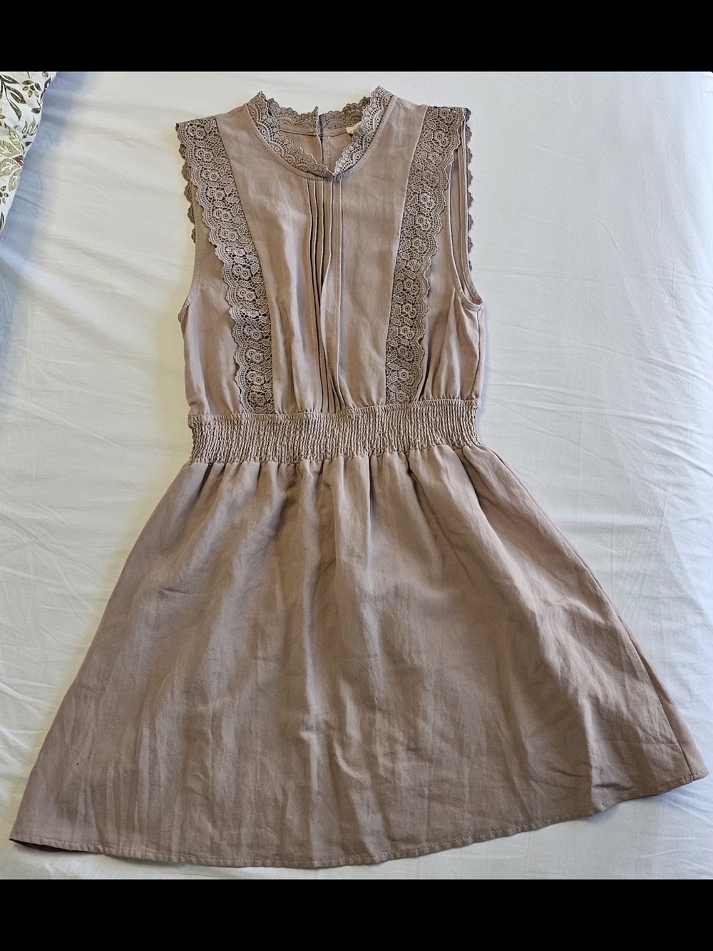 Sweet Wanderer Dusty Mauve Lace-Trim Top
